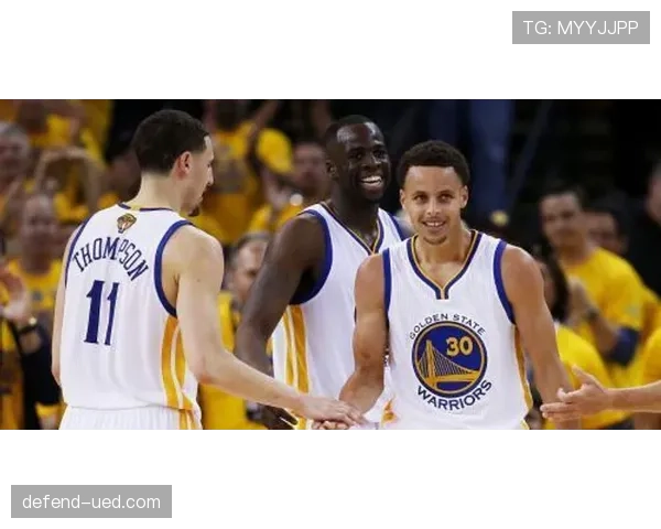 伊萨克与哈兰德：新生代中锋的能力分野与竞争逻辑