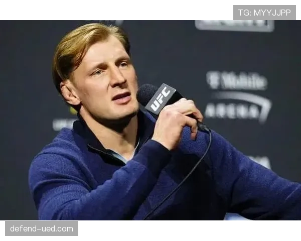 乔恩·琼斯新家豪到不像拳手——我还在付房租他就有专人叠被子了